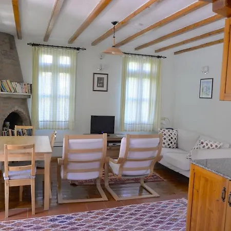 New Age Azize Villa *